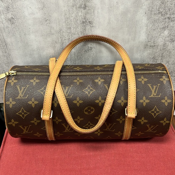 EUC Louis Vuitton 1993 Papillon Cylinder Bag with Small Cylinder Coin Bag - Picture 3 of 15